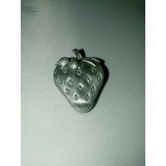 Vintage Ms Dee Strawberry Jewelry Brooch/Pin Ladybug Earrings Pewter Trinket Box - Picture 1 of 7